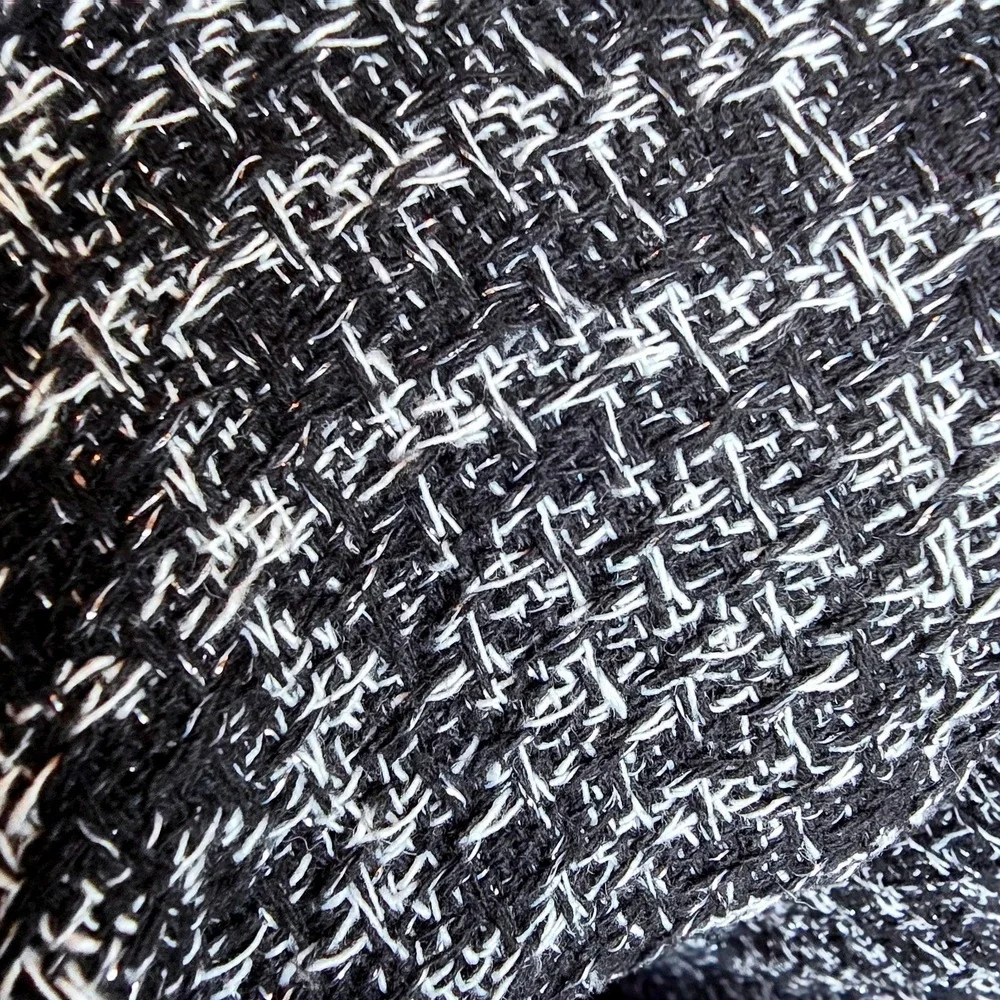 DKNY Size 6 Tweed Pencil Skirt Black White Plaid 16x22 Boucle Lined Side Zip B68